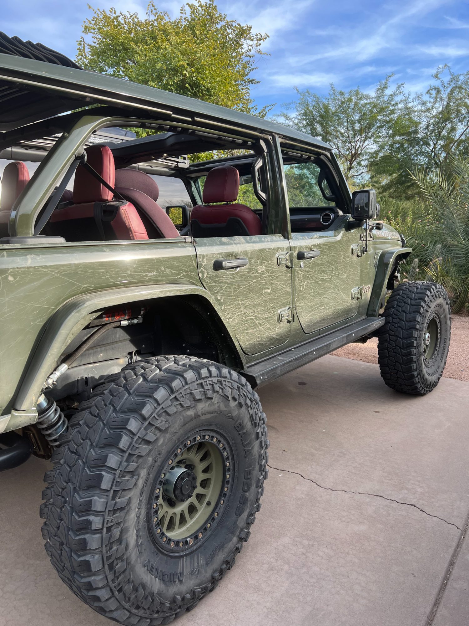 Lifted Jeep Wrangler 392 build, Baja Boss tires on bronze beadlocks